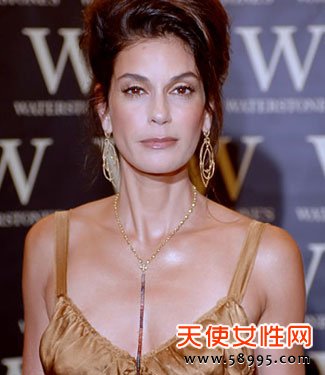 Teri Hatcher