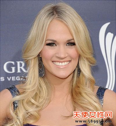Carrie Underwood­