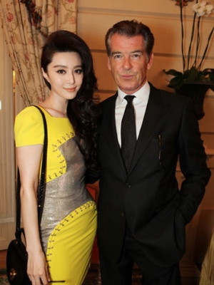 2012巴黎高级时装周 中国女星在妆容上争相斗艳