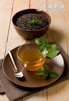 绿茶减肥饮 能抑制脂肪防癌防辐射